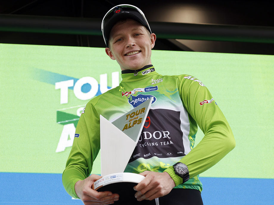 Storer gana el Tour de los Alpes